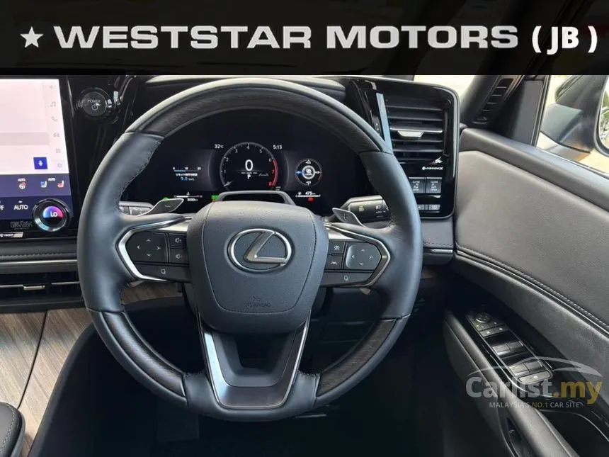 2024 Lexus LM 500h Version L 6 Seater MPV