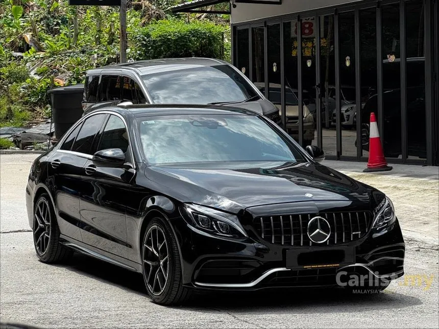 2016 Mercedes-Benz C200 AMG Line Sedan