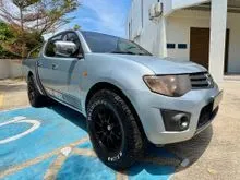 2012 Mitsubishi Triton 2.5 Lite Dual Cab Turbo 4X2 Pickup