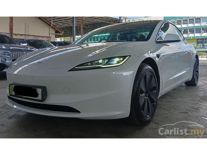 2025 TESLA Model 3 Standard Enhance Autopilot Sedan