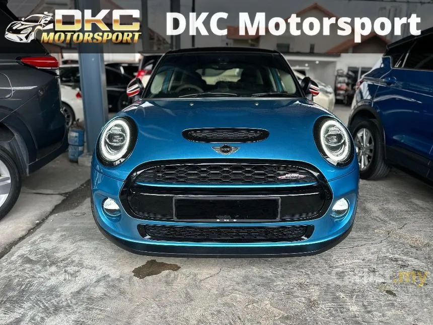 2016 MINI Cooper 3 Door Hatchback