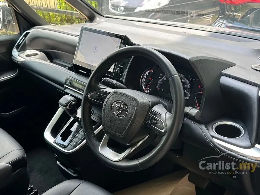2022 Toyota Noah S-Z MPV