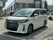 Recon 2022 Toyota Alphard 2.5 SC Ready Stock Grade 6A Full Spec 2K KM ONLY, Cheapest In Market New Car Condition