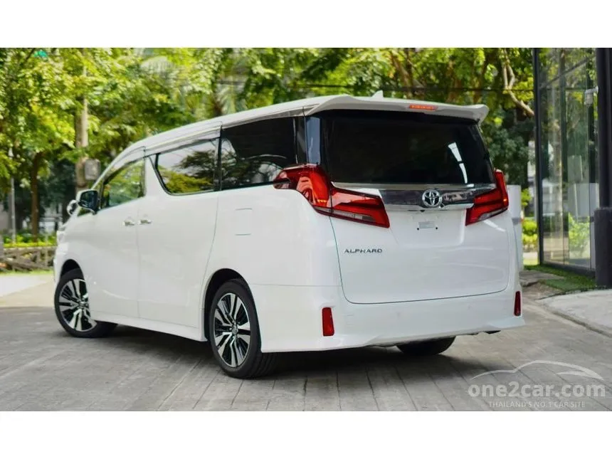 2022 Toyota Alphard HV Van
