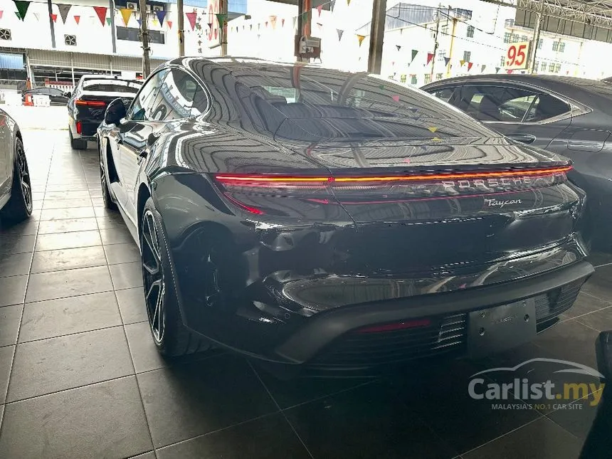 2025 Porsche Taycan Sedan