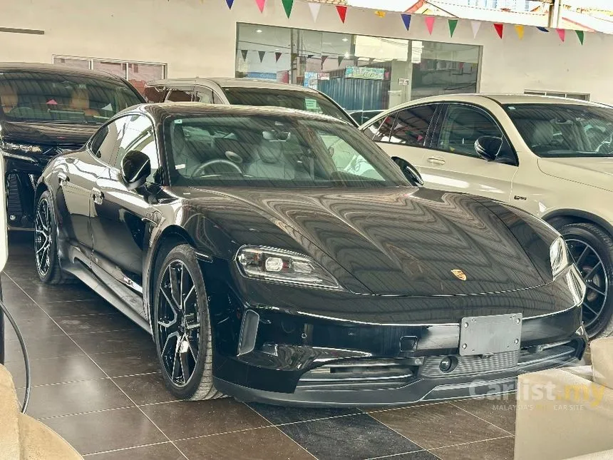 2025 Porsche Taycan Sedan