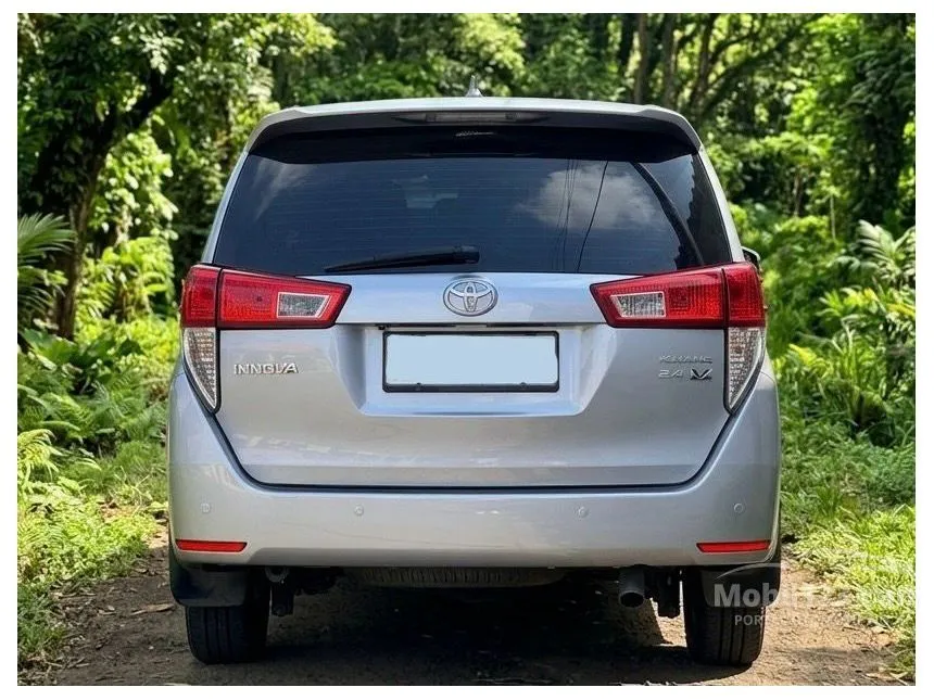 2016 Toyota Kijang Innova V MPV