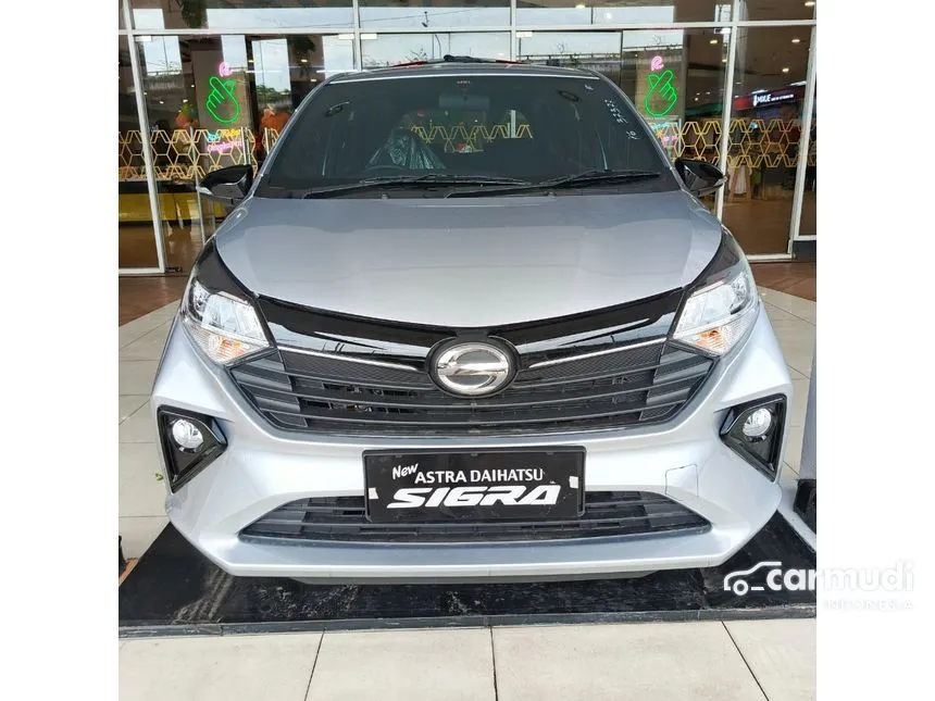 Jual Mobil Daihatsu Sigra 2024 R 1.2 di Jawa Barat Automatic MPV Silver Rp 129.000.000