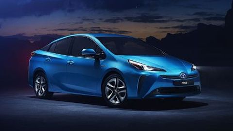 2019 Toyota Prius เปิดตัวที่งาน  Los Angeles Motor show