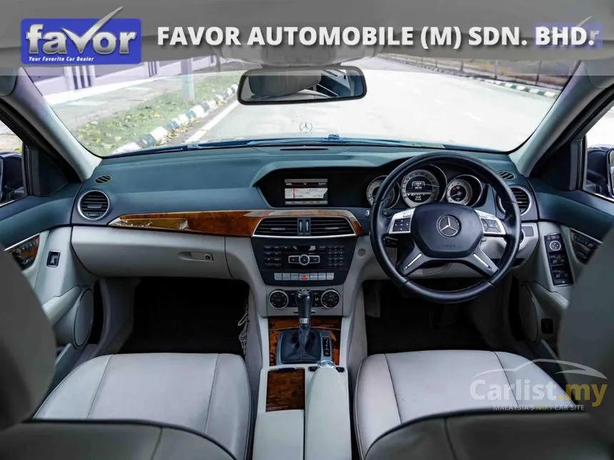 2013 Mercedes-Benz C200 Elegance CGI Sedan