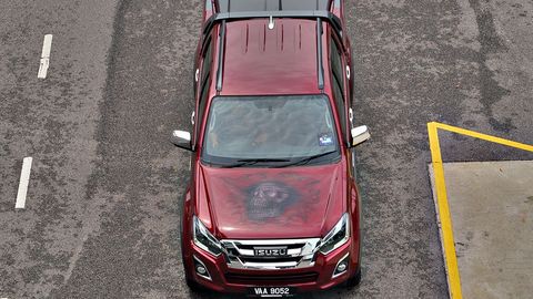Skull-Painted Isuzu D-Max By Horny Mike Is The Badass Pick-Up Truck You Want