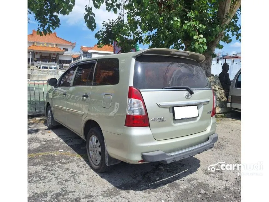 2011 Toyota Kijang Innova E MPV