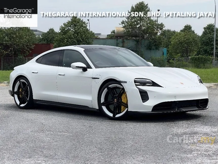 Porsche hotsell taycan carlist