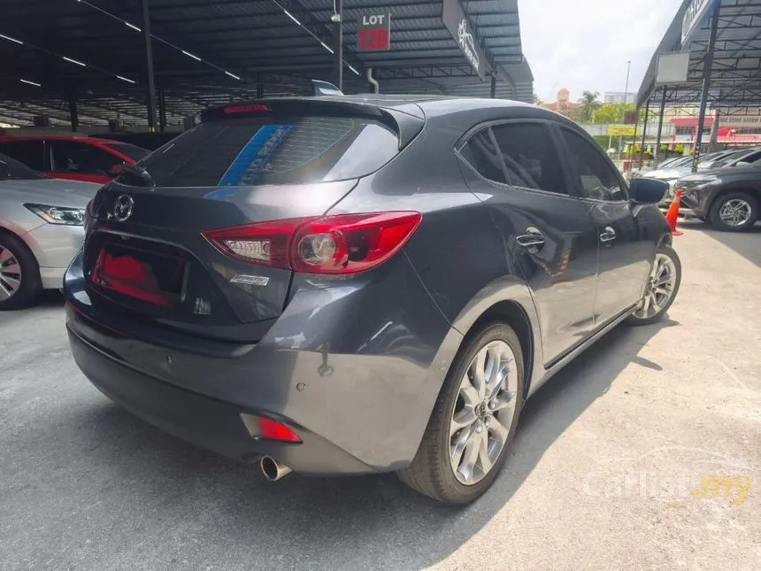 2015 Mazda 3 SKYACTIV-G Hatchback