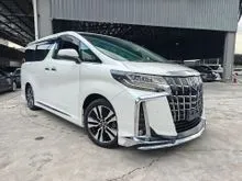 2022 Toyota Alphard 2.5 SC Sun Roof JBL Home Theatre 4Cam360View PCS LTA BSM DIM Display Audio Pilot Seat Power Boot Modelista Bodykit Unregister