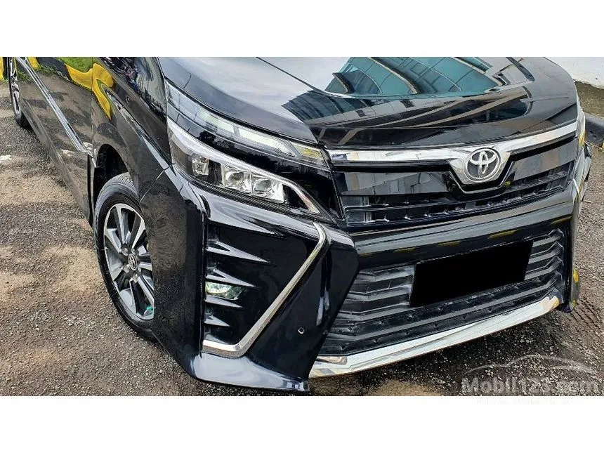 2019 Toyota Voxy Wagon