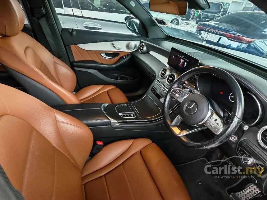 2021 Mercedes-Benz GLC300 4MATIC AMG Line SUV