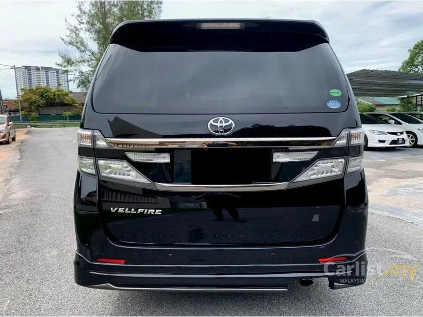 2013 Toyota Vellfire Z Golden Eyes MPV