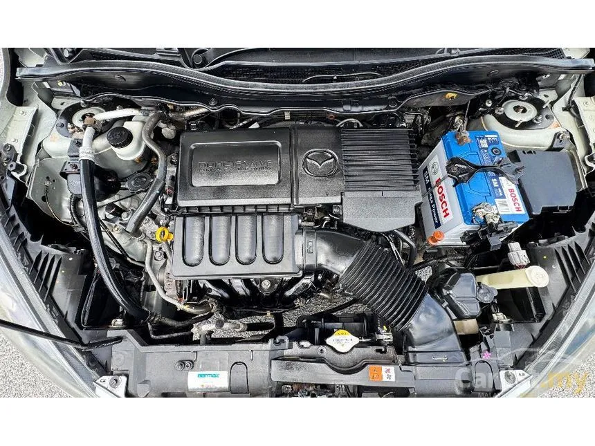 2012 Mazda 2 R Sedan
