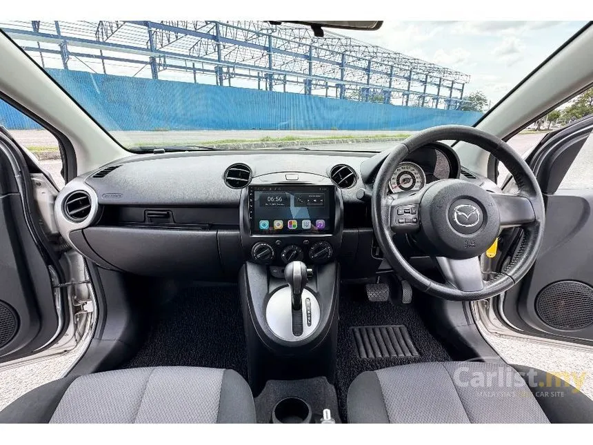 2012 Mazda 2 R Sedan