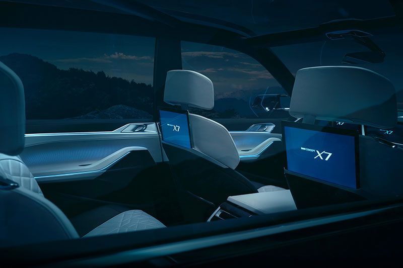 BMW X7 iPerformance Bertabur Kemewahan akan Hadir di Frankfurt 4