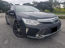 Toyota Camry 2.5 (A) Hybrid Luxury Sedan DASH CAM / LEATHER SEAT / POWER SEAT / REVERSE CAMERA