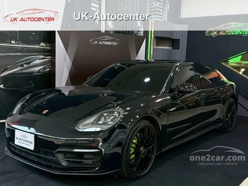2022 Porsche PANAMERA 4 E-Hybrid Executive Sedan