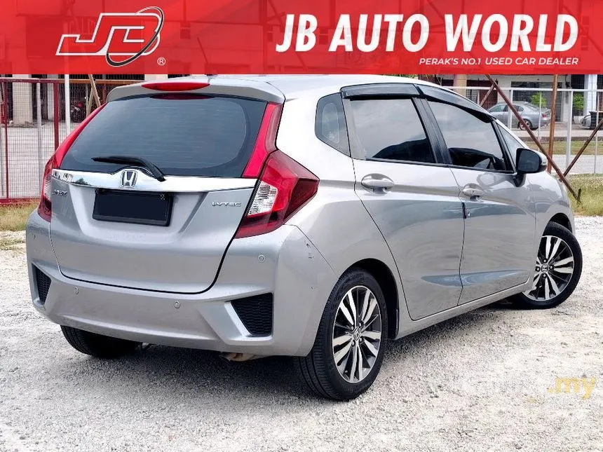 2015 Honda Jazz V Hatchback
