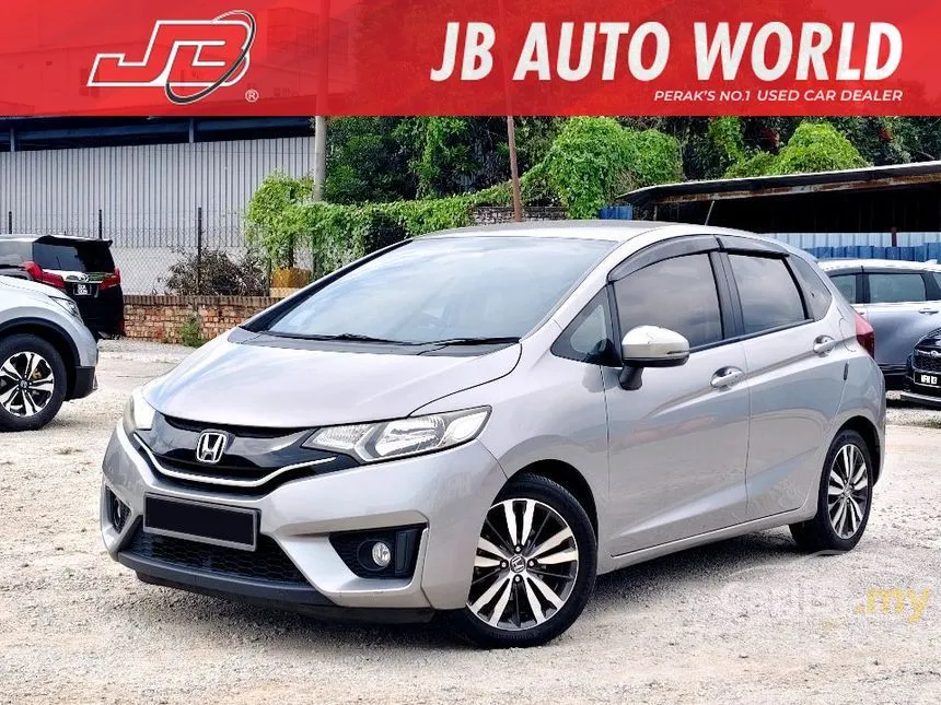 2015 Honda Jazz V Hatchback