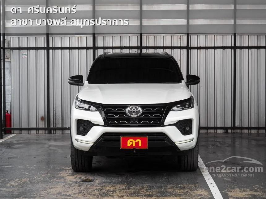 2022 Toyota FORTUNER Commander SUV