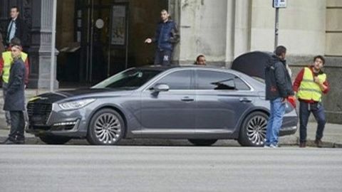 SPIED: Hyundai’s First Pure-Blood Vehicle Under The Genesis Brand, The G90, Seen In Full