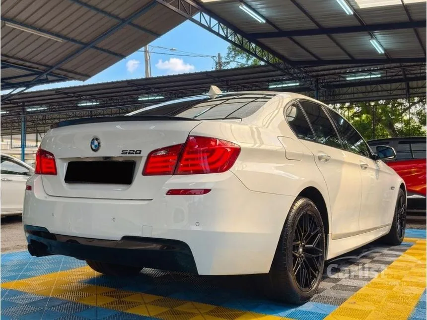 2011 BMW 528i M Sport Sedan