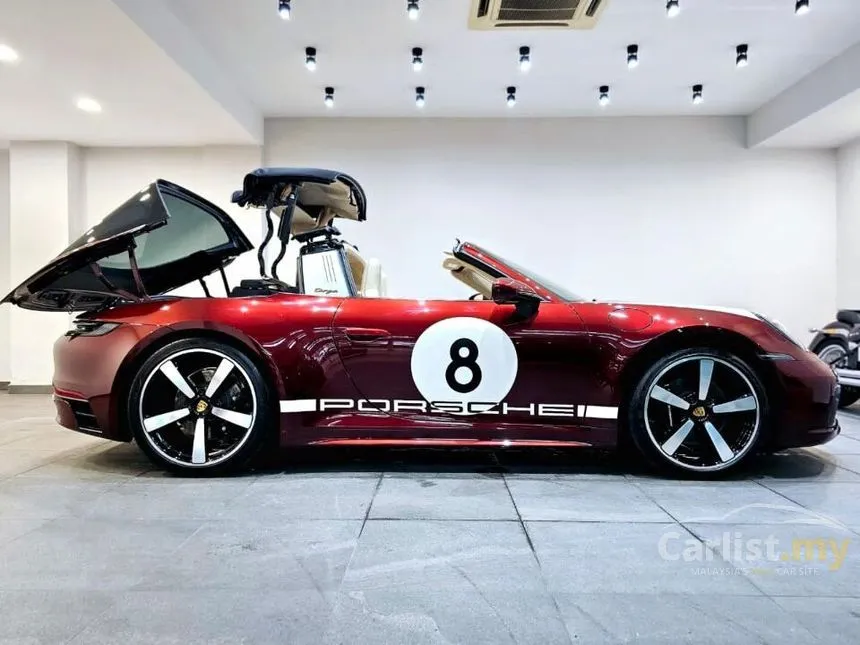 2021 Porsche 911 Targa 4S Heritage Design Convertible