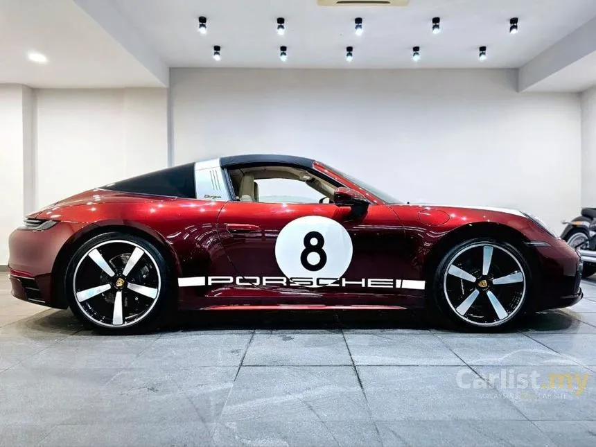 2021 Porsche 911 Targa 4S Heritage Design Convertible