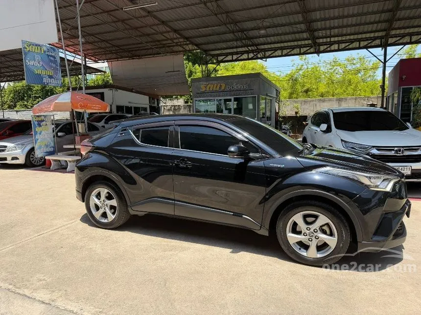 2018 Toyota C-HR HV Mid SUV