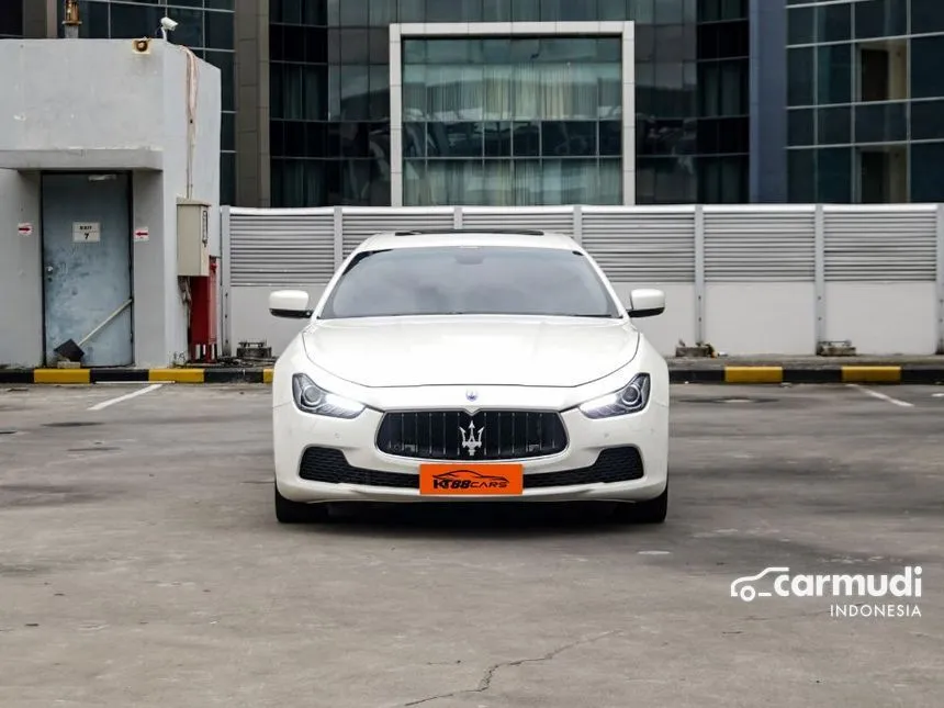 2015 Maserati Ghibli Sedan