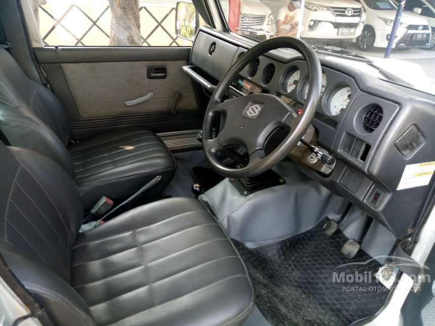 Jual Mobil Suzuki Jimny 2005 1.3 Manual 1.3 di Jawa Timur 