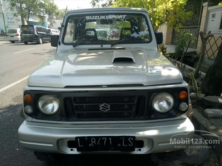 Jual Mobil Suzuki Jimny 2005 1.3 Manual 1.3 di Jawa Timur Jual Mobil Suzuki Jimny 2005 1.3 Manual 1.3 di Jawa Timur