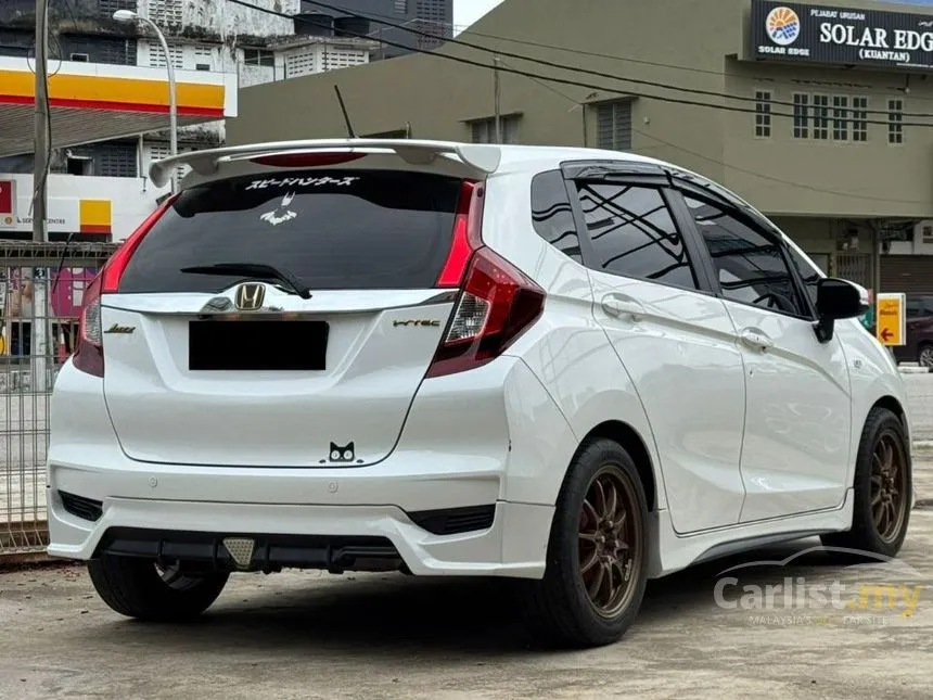 2020 Honda Jazz E i-VTEC Hatchback