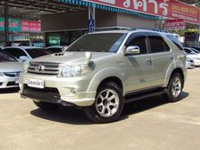 2009 Toyota Fortuner 3.0 (ปี 08-11) V SUV