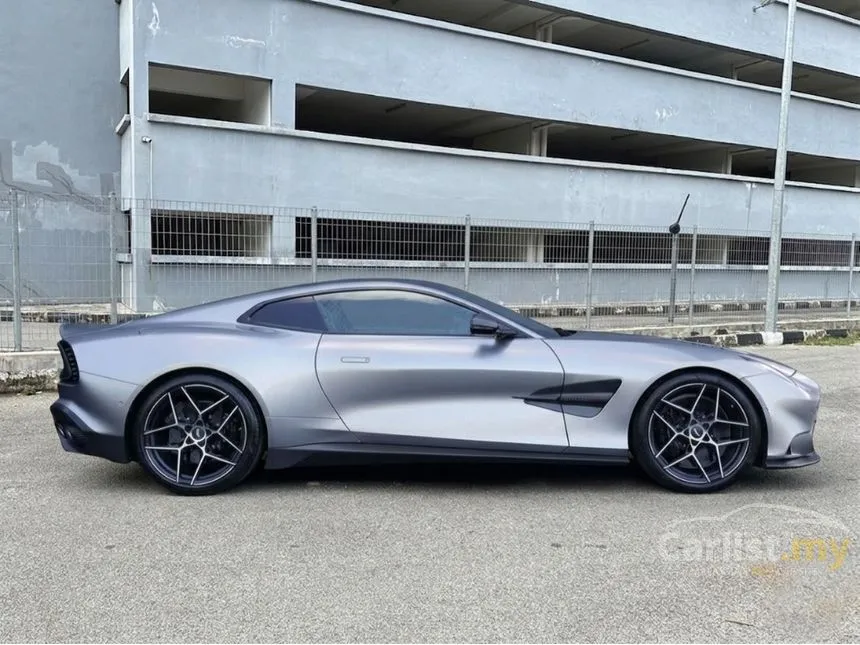 2025 Aston Martin Vanquish Coupe