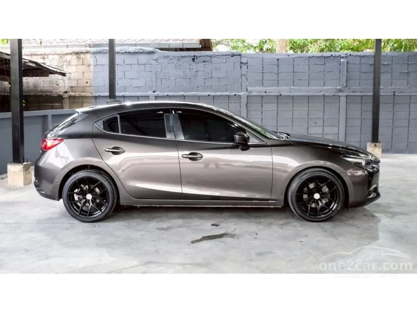 2017 Mazda 3 C Sports Hatchback
