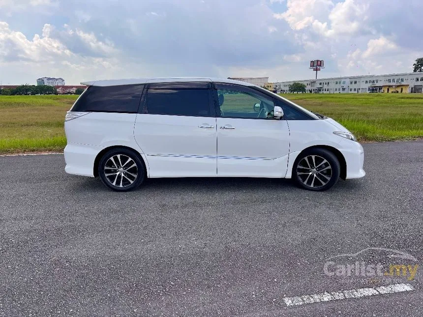 2015 Toyota Estima Aeras MPV