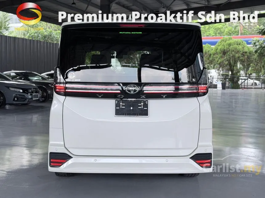 2022 Toyota Voxy S-G MPV