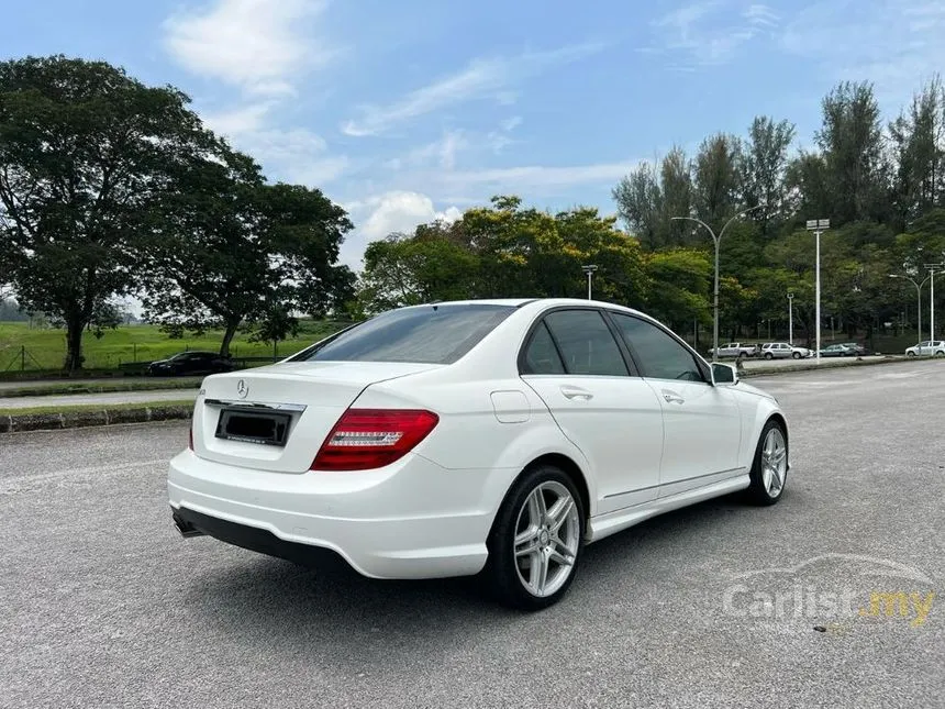 2014 Mercedes-Benz C200 AMG Sports Package CGI Sedan