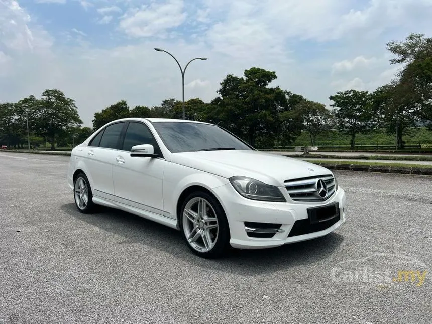 2014 Mercedes-Benz C200 AMG Sports Package CGI Sedan