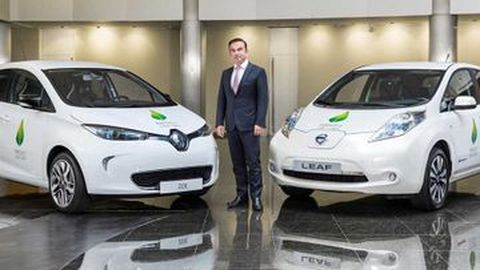 Carlos Ghosn Resmi Dipecat dari Nissan