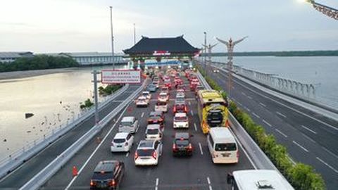 Sarankan Jalur Khusus Motor di Jalan Tol, Bamsoet: Mereka juga Bayar Pajak