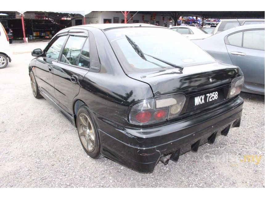 Proton Wira 2004 GL Peca 1.5 in Kuala Lumpur Manual Sedan 