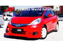 2013 Honda Jazz 1.3 Hybrid B/Kit 1Owner HISpec 1.5